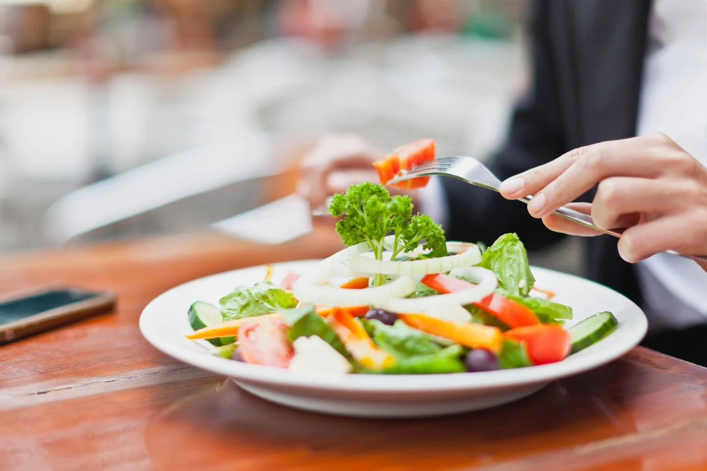 Ovo je najukusnija letnja salata koja je gotova za 5 minuta
