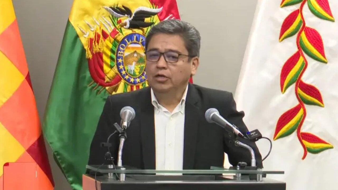 Gobierno advierte que 42 vidas están en riesgo por falta de oxígeno en hospitales de La Paz y El Alto